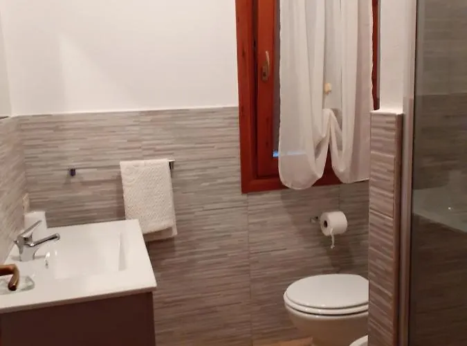 Casa Rosa Nel Mirice Con Piscina ,wifi,climatizzatore - Vicino Al Mare * Aglientu