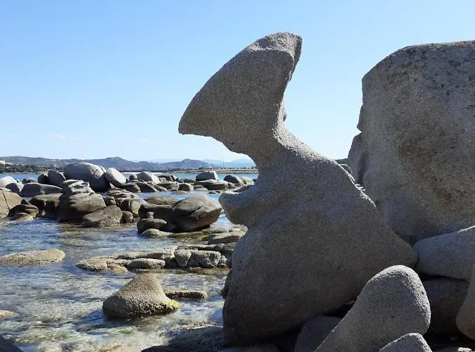 Casa Rosa Nel Mirice Con Piscina ,wifi,climatizzatore - Vicino Al Mare * Aglientu